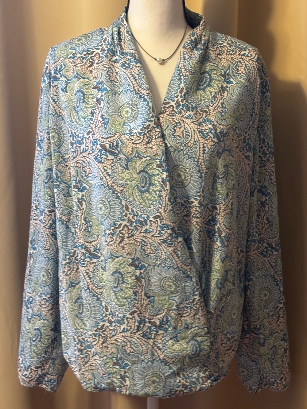 Talbots Lightweight Shawl Collar Blouse in Blue and Green Paisley EUC